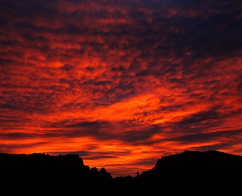 Sunrise, Goblin Valley, Utah (MF).jpg